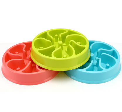 Slow feeder bowl detail