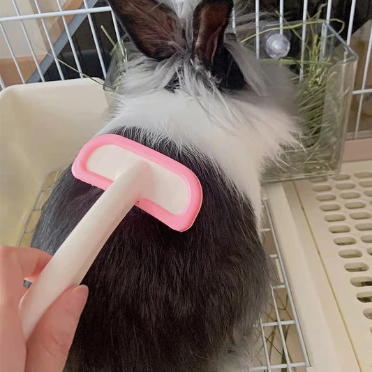 Soft-Pin De-Shedding Comb for Rabbits & Guinea Pigs