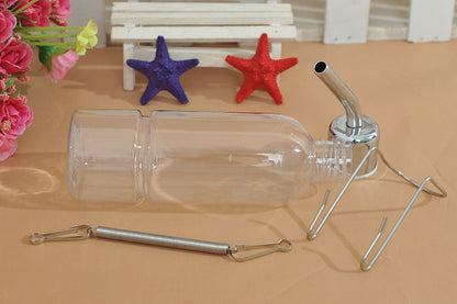 Water bottle and wire bracket