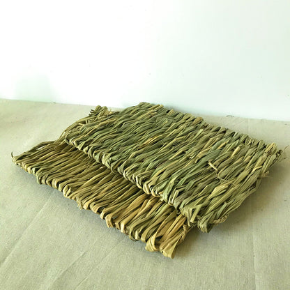 Woven Grass Mats for Rabbits & Guinea Pigs